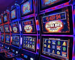 Visualisasi kasino online dengan slot dan live dealer di paris888